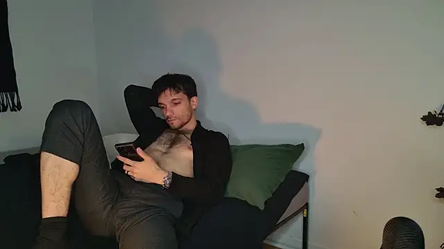 Snapshot of JackDesFeux chatting on 11/07/25, 10:21 JackDesFeux online show from 11/07/25, 10:21