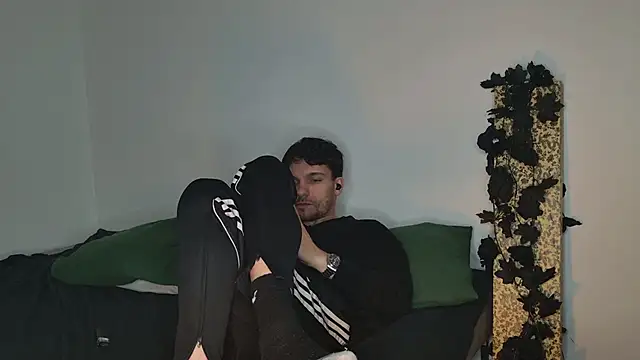 Snapshot of JackDesFeux chatting on 11/11/25, 10:43 JackDesFeux online show from 11/11/25, 10:43