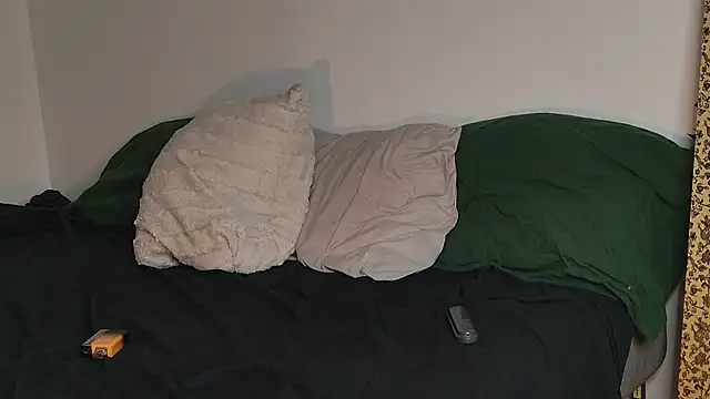 Snapshot of JackDesFeux chatting on 11/28/25, 11:46 JackDesFeux online show from 11/28/25, 11:46