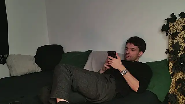 Snapshot of JackDesFeux chatting on 12/03/25, 08:29 JackDesFeux online show from 12/03/25, 08:29