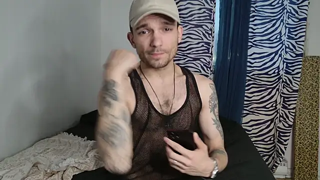 Snapshot of JackDesFeux chatting on 05/19/26, 12:38 JackDesFeux online show from 05/19/26, 12:38