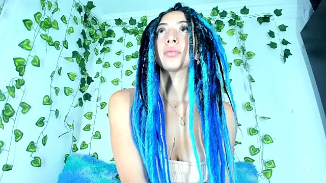 SaturnooStonee online show from 12/30/24, 07:04