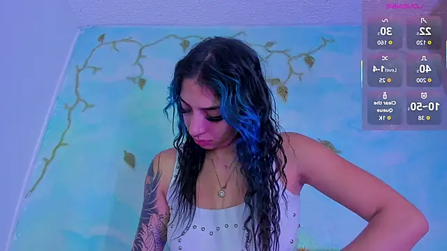 SaturnooStonee online show from 12/05/25, 01:03