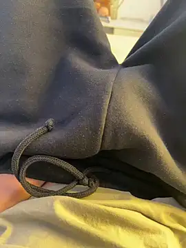 Snapshot of Sturmi18 chatting on 01/11/26, 02:00 Sturmi18 online show from 01/11/26, 02:00