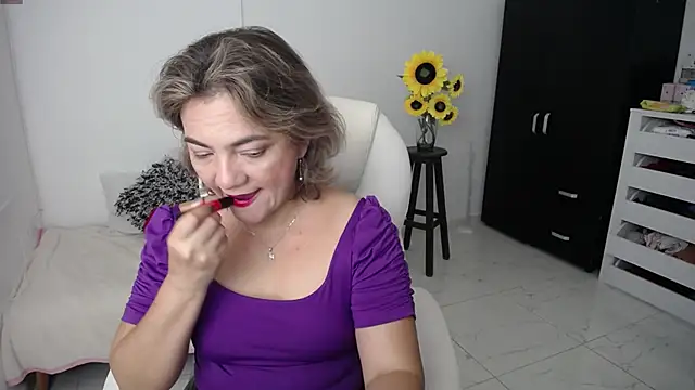 ana milf online show from 02/08/25, 11:44