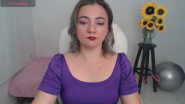 ana milf online show from 10/05/25, 11:41