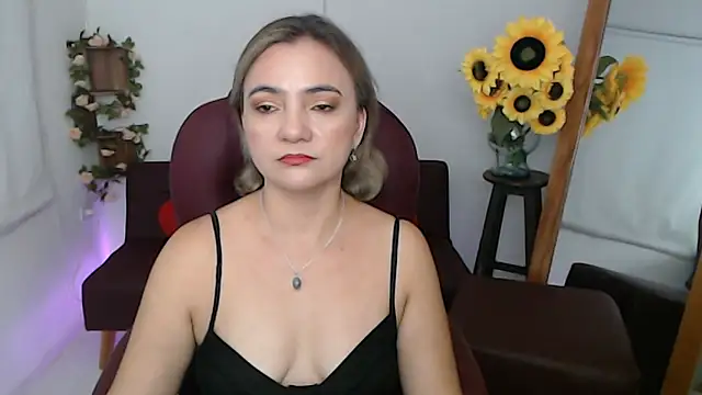 ana milf online show from 06/11/26, 02:37