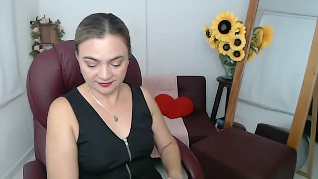 ana milf online show from 06/14/26, 02:30