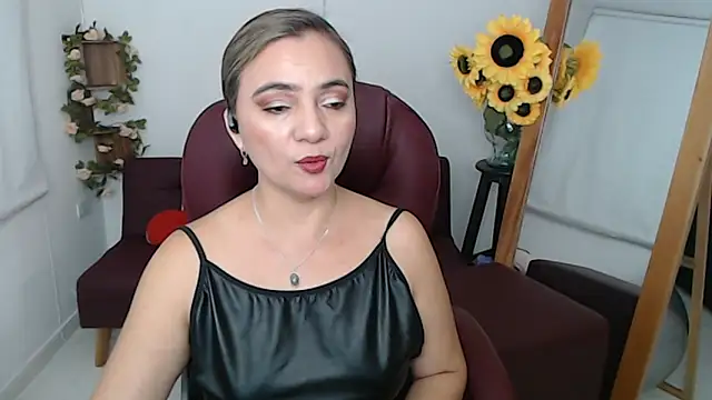 ana milf online show from 06/16/26, 02:30