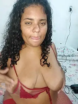 Snapshot of Thifanyvip22 chatting on 09/10/25, 04:01 Thifanyvip22 online show from 09/10/25, 04:01