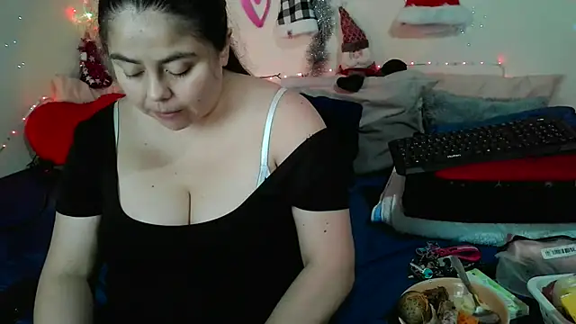 celestehot707rs online show from 12/17/25, 05:13