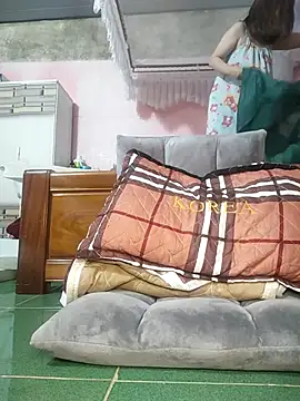 Snapshot of Mie610 chatting on 02/08/26, 02:04 Mie610 online show from 02/08/26, 02:04