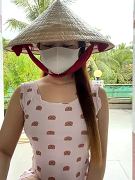 BabyThree  online show from 11/20/25, 07:41