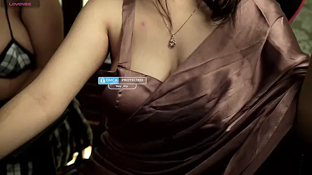 only aleesha online show from 06/17/26, 05:14