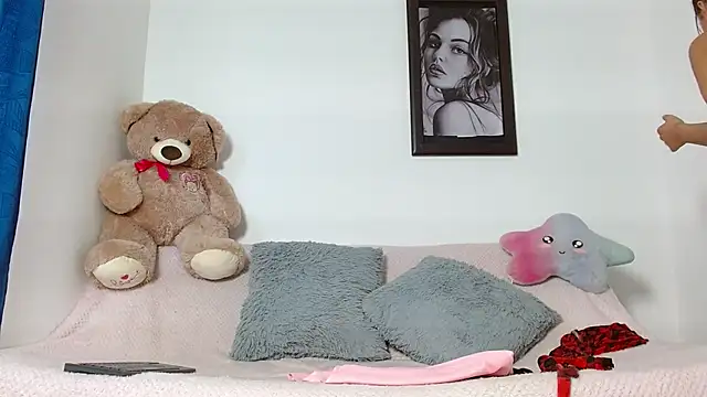 Baby Lovehot 1 online show from 04/27/26, 02:26