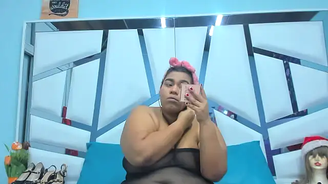 Snapshot of chanel_hot_001 chatting on 11/19/25, 03:28 chanel hot 001 online show from 11/19/25, 03:28