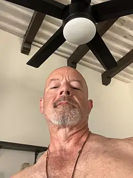 Snapshot of NOLAKINKYTYOP22 chatting on 03/12/25, 03:29 NOLAKINKYTYOP22 online show from 03/12/25, 03:29