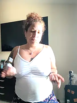 ladycreamypr2 online show from 05/04/26, 01:18