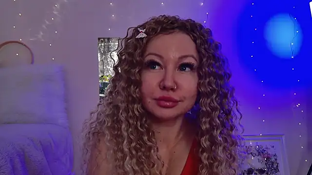 Snapshot of KatBigBum chatting on 03/15/25, 03:16 KatBigBum online show from 03/15/25, 03:16