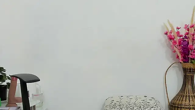 Latin Mature975 online show from 10/09/25, 07:39