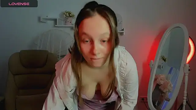 Snapshot of Ketrin_n_ chatting on 01/27/25, 06:41 Ketrin n  online show from 01/27/25, 06:41