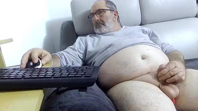 gillou1234 online show from 03/05/26, 11:45