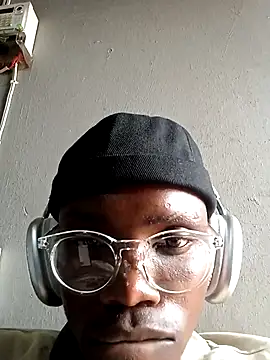 199Gif online show from 12/14/25, 01:16