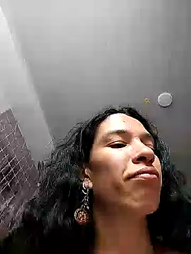 Snapshot of rebekka_simpson chatting on 12/04/24, 05:33 rebekka simpson online show from 12/04/24, 05:33