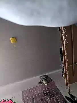 Snapshot of rebekka_simpson chatting on 12/24/24, 04:19 rebekka simpson online show from 12/24/24, 04:19