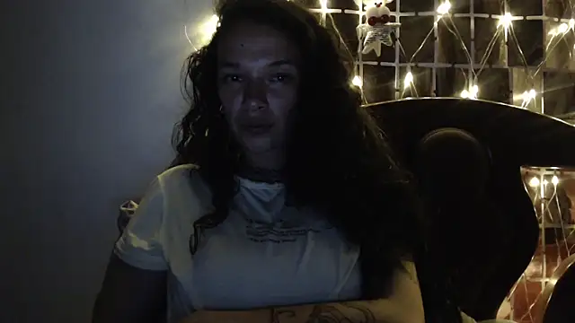 Snapshot of rebekka_simpson chatting on 12/25/24, 11:31 rebekka simpson online show from 12/25/24, 11:31