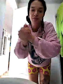 Snapshot of rebekka_simpson chatting on 01/27/25, 08:07 rebekka simpson online show from 01/27/25, 08:07