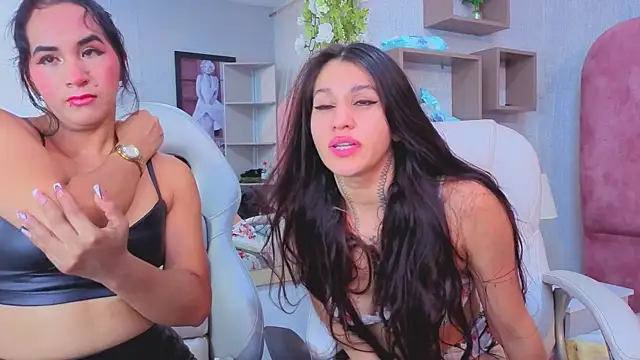 Snapshot of Online_sex chatting on 09/24/25, 07:50 Online sex online show from 09/24/25, 07:50