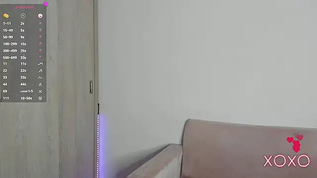 Snapshot of Lilacutte_ chatting on 09/17/25, 08:49 Lilacutte online show from 09/17/25, 08:49