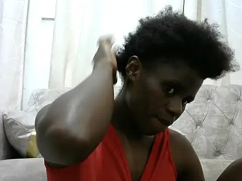 Snapshot of hottgirlval chatting on 03/17/26, 02:05 hottgirlval online show from 03/17/26, 02:05