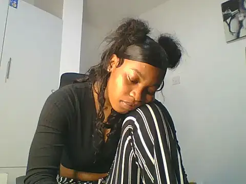  Becky002 online show from 07/06/26, 05:37