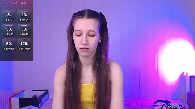 Snapshot of ur_kitty__ chatting on 12/04/25, 09:07 ur kitty online show from 12/04/25, 09:07