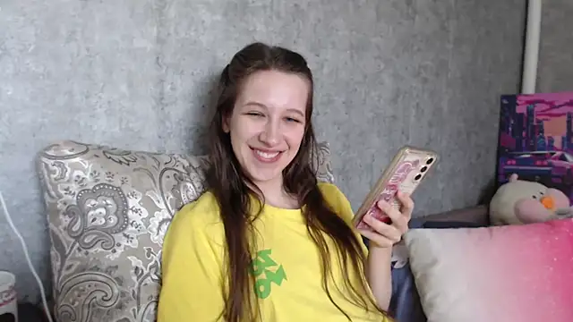 Snapshot of ur_kitty__ chatting on 07/19/26, 03:32 ur kitty online show from 07/19/26, 03:32