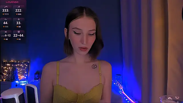 ellaamber online show from 01/18/25, 12:46