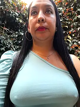 Bella keny online show from 04/30/26, 07:53