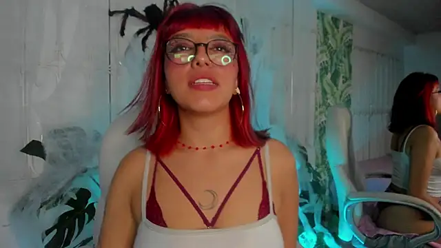 cute hollywood online show from 10/07/25, 08:39