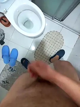 Snapshot of Kaptonko chatting on 12/18/24, 01:02 Kaptonko online show from 12/18/24, 01:02