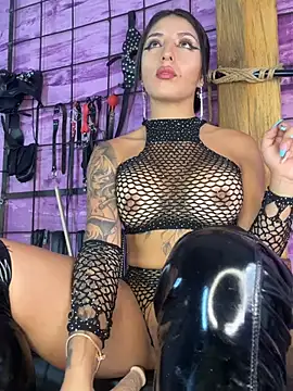alexia aitanaa  online show from 06/25/26, 02:55