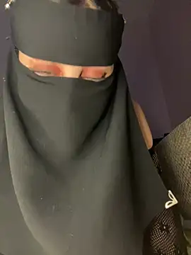 Snapshot of Jumanaa chatting on 03/14/26, 09:42 Jumanaa online show from 03/14/26, 09:42