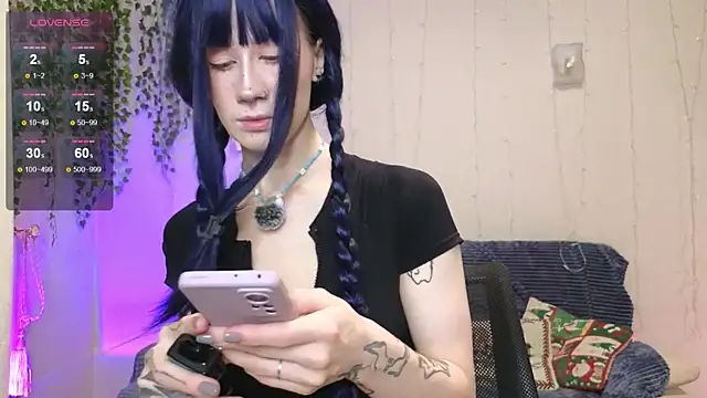 christy memeow online show from 10/31/25, 05:58