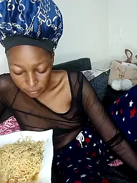 Midnight Clique  online show from 01/24/25, 09:39