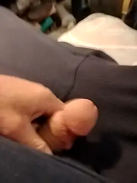 Snapshot of imagynthat12 chatting on 03/18/26, 02:20 imagynthat12 online show from 03/18/26, 02:20