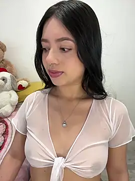 Snapshot of AliceJovovich chatting on 03/14/25, 10:50 AliceJovovich online show from 03/14/25, 10:50