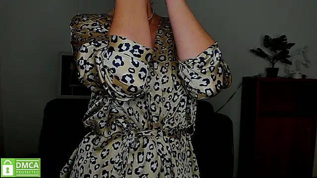 annakillianox online show from 10/28/25, 12:30