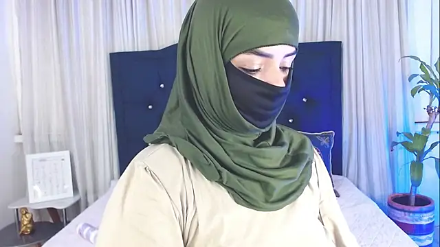 Uzra hayed online show from 11/24/25, 07:46