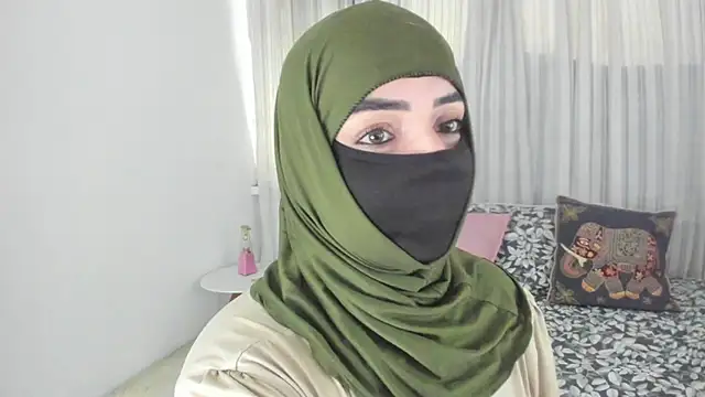 Uzra hayed online show from 04/27/26, 02:04